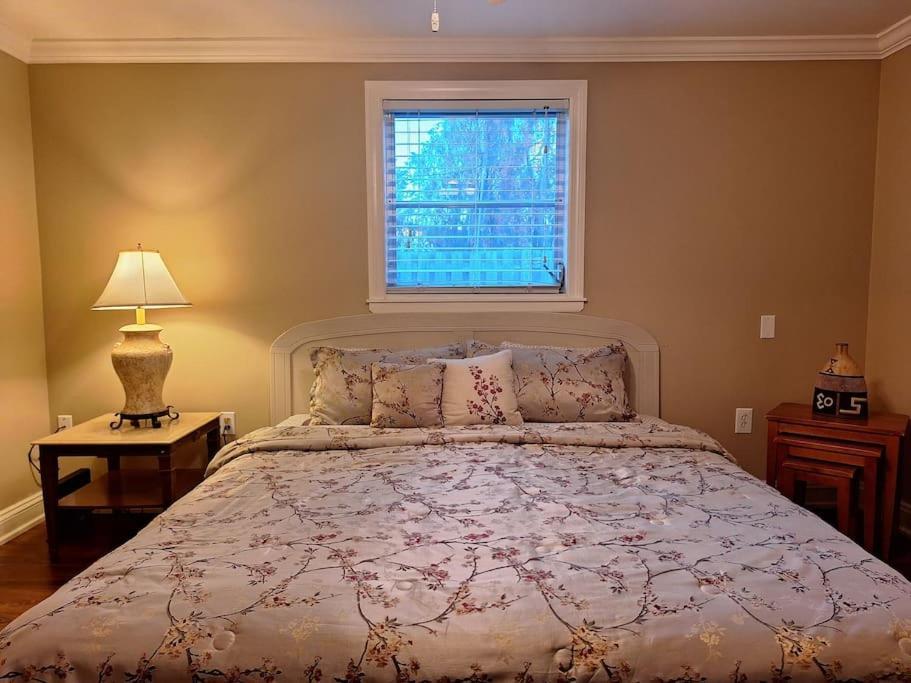 Vacation Home On Alligator Drive Woodmere Exterior foto